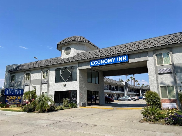 Economy Inn - Ontario Airport image 1